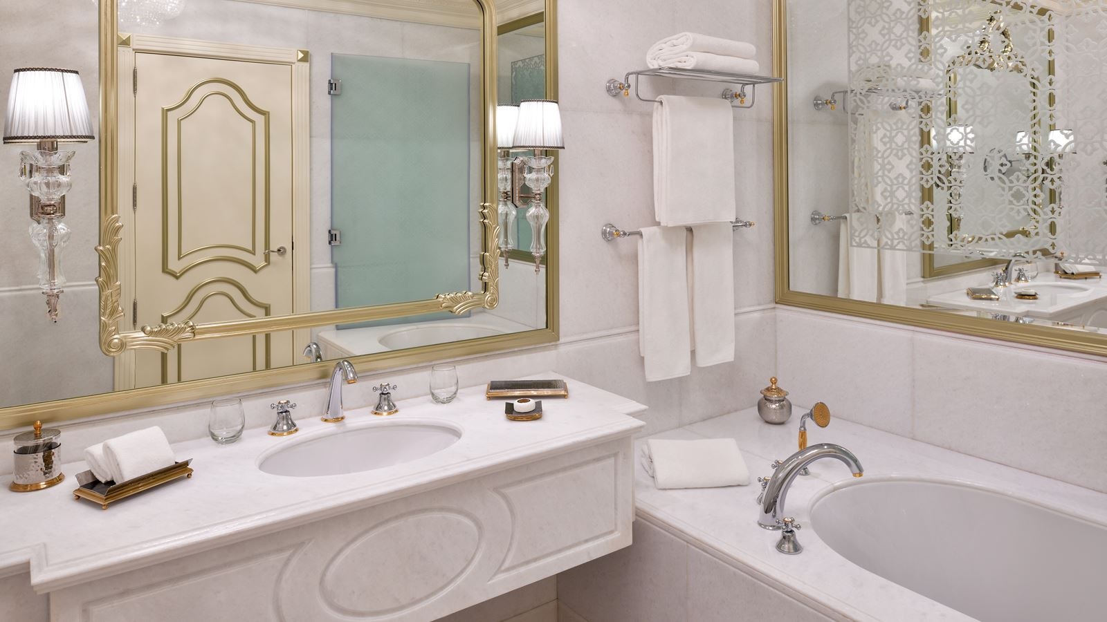 rooms-premier-garden-walk