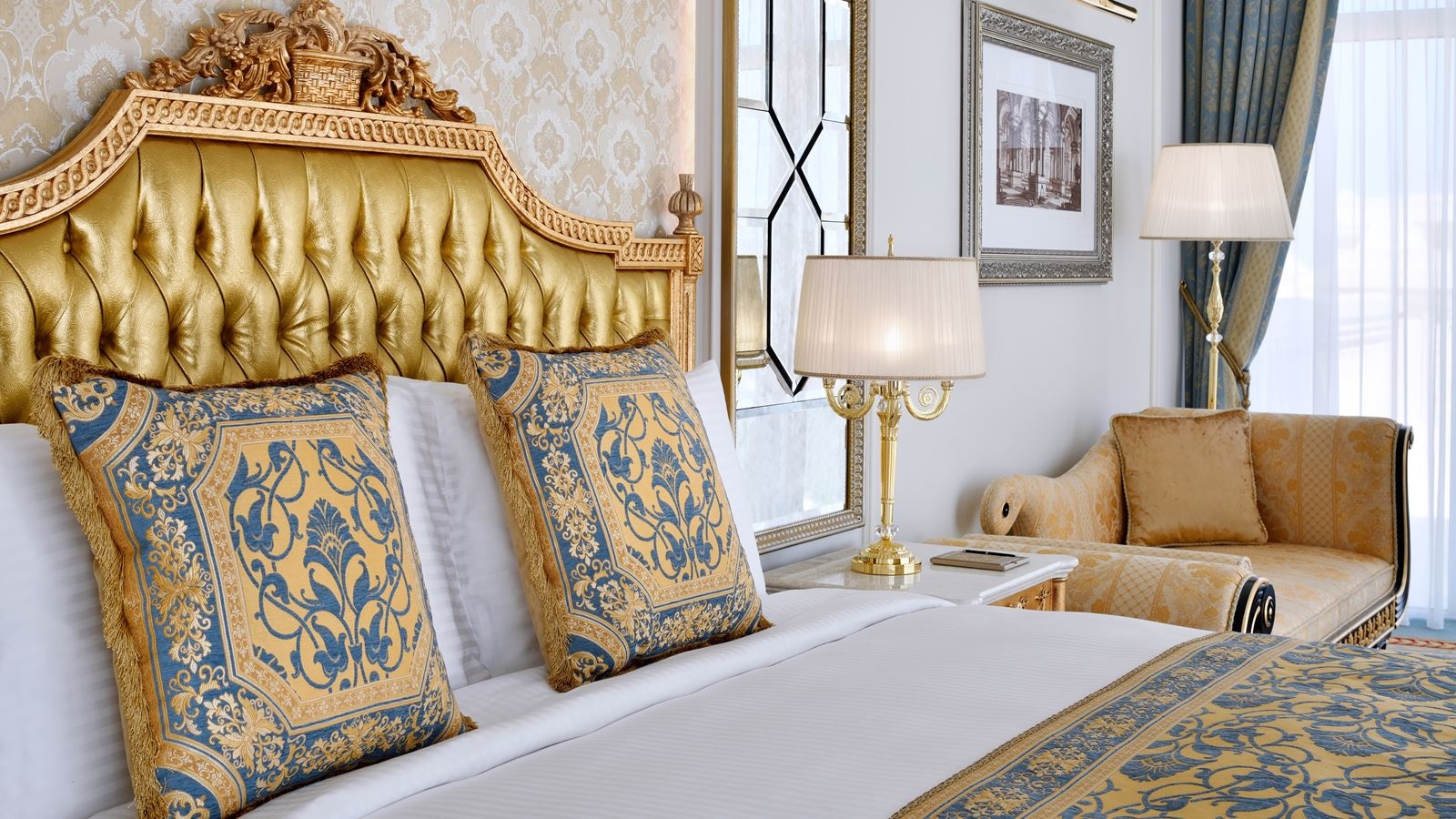 rooms-raffles-presidential-suite