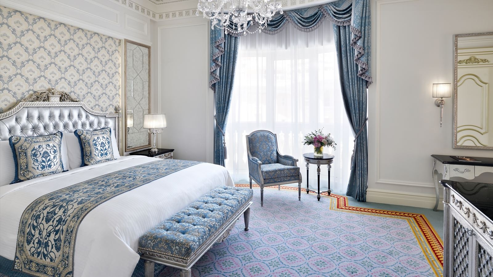 rooms-raffles-royal-villa