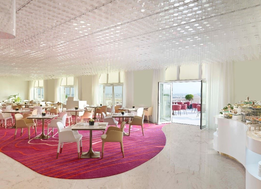 restaurants-raffles-club-lounge