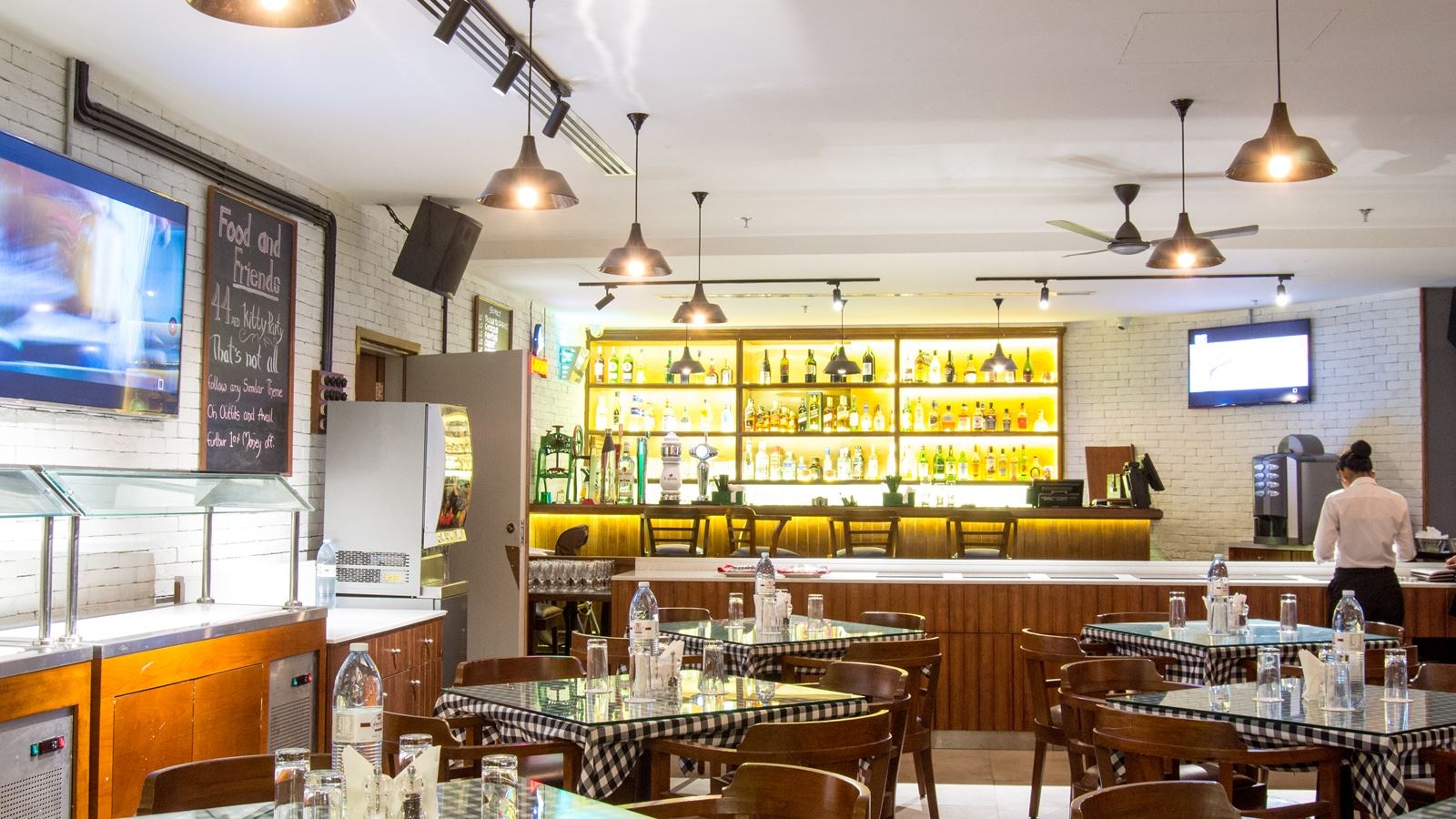 restaurants-restaurants