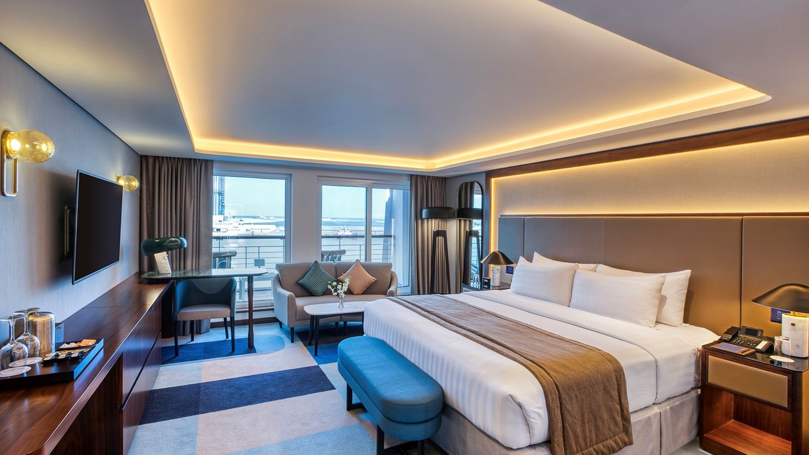 rooms-captains-room-with-balcony