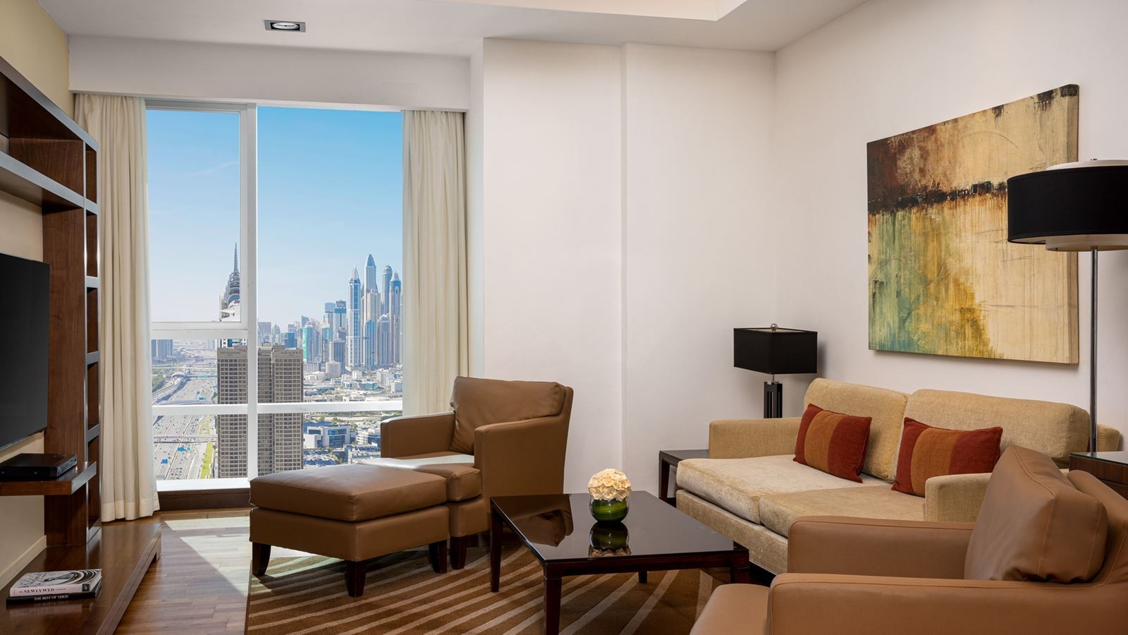 rooms-deluxe-two-bedroom-apartment