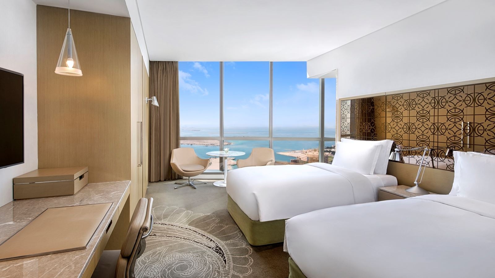 rooms-deluxe-family-connecting-room-with-sea-view