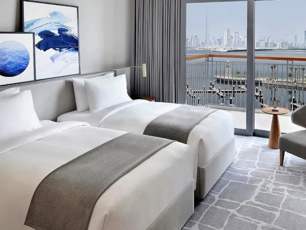 rooms-deluxe-room-twin