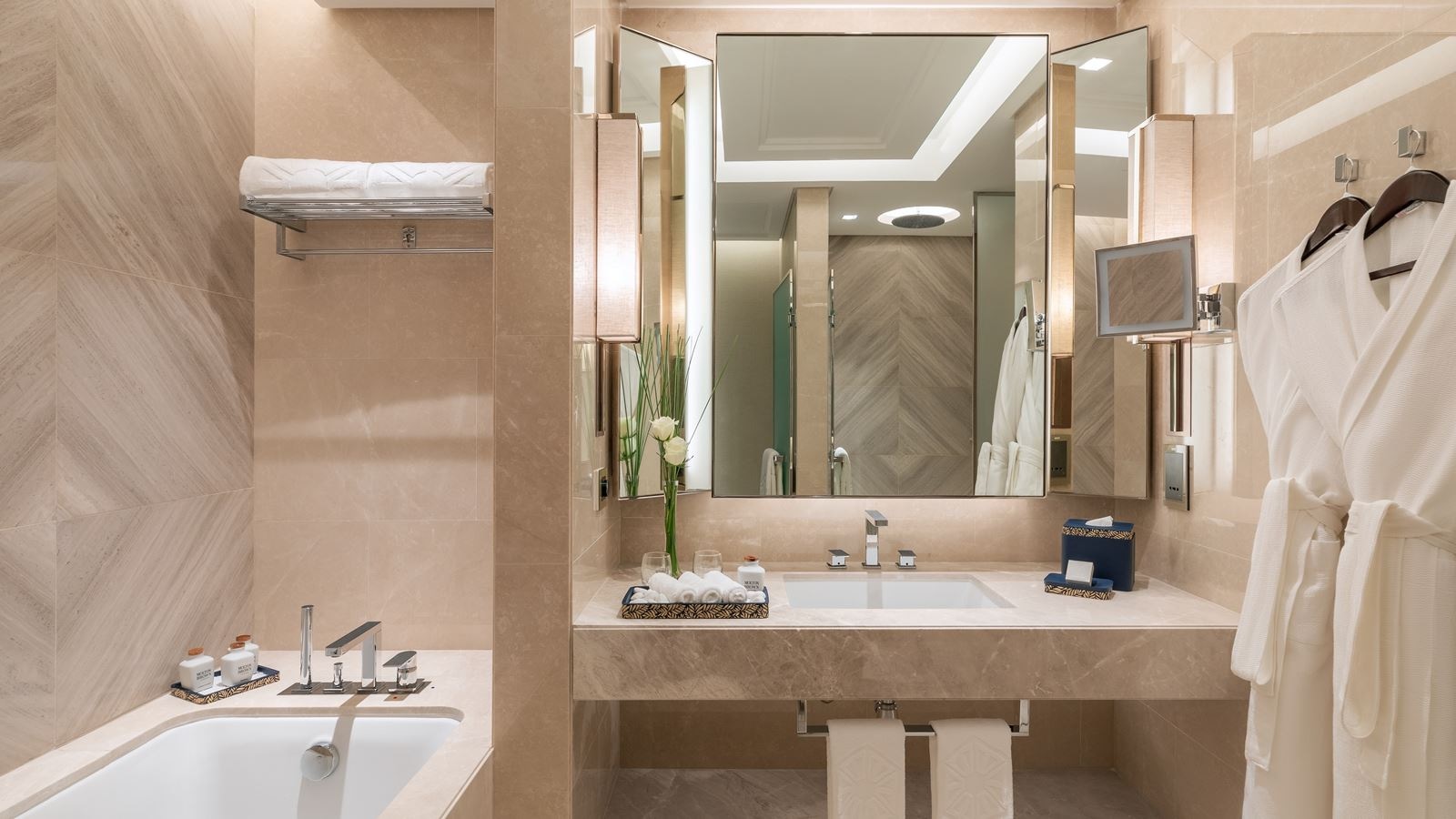 rooms-luxury-sea-view-room