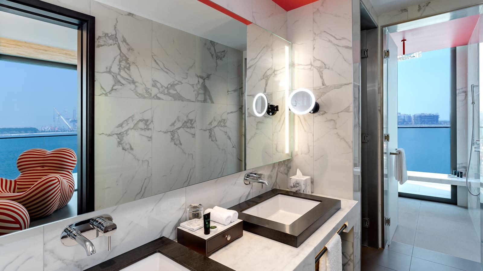 rooms-deluxe-room