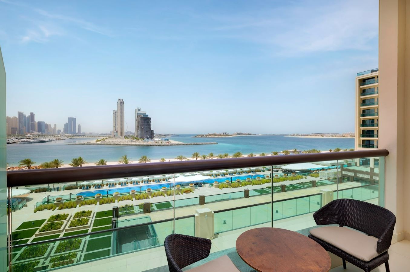 rooms-twin-premium-room-sea-view