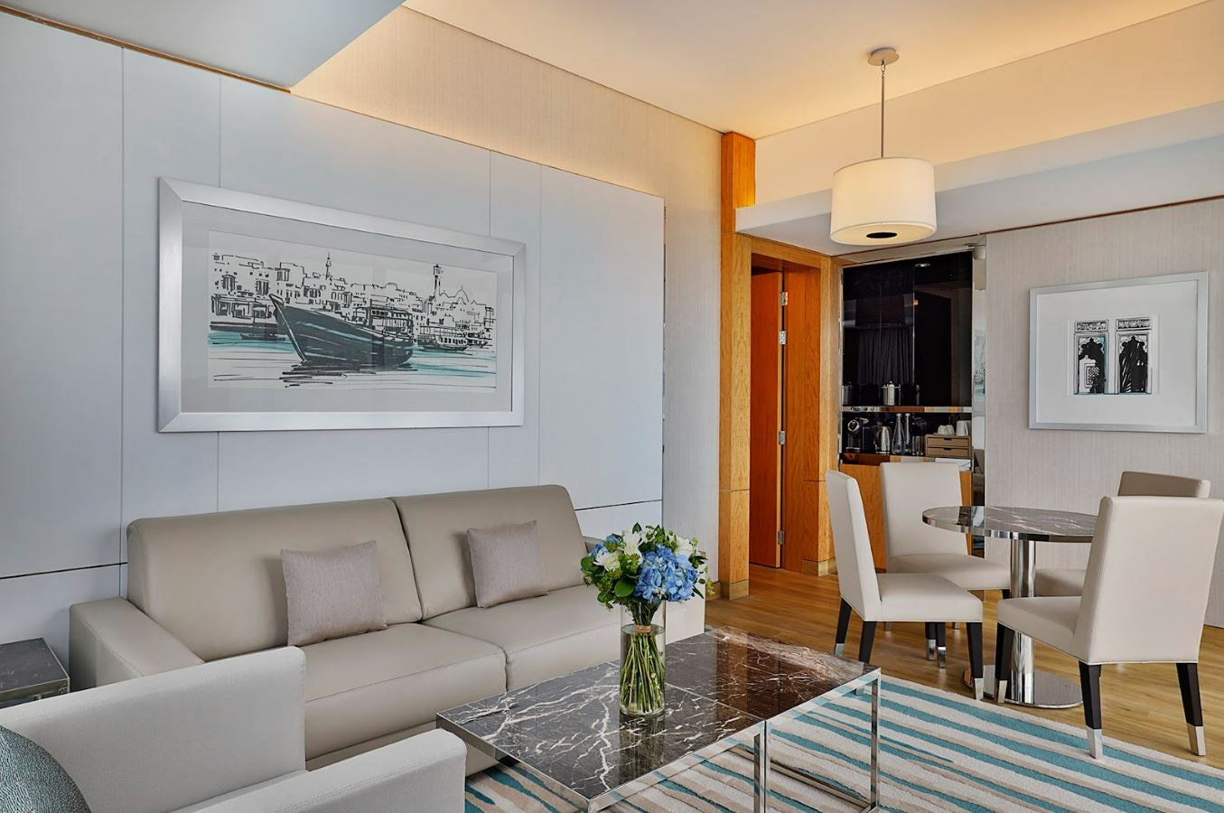 rooms-two-bedroom-suite-with-sea-view