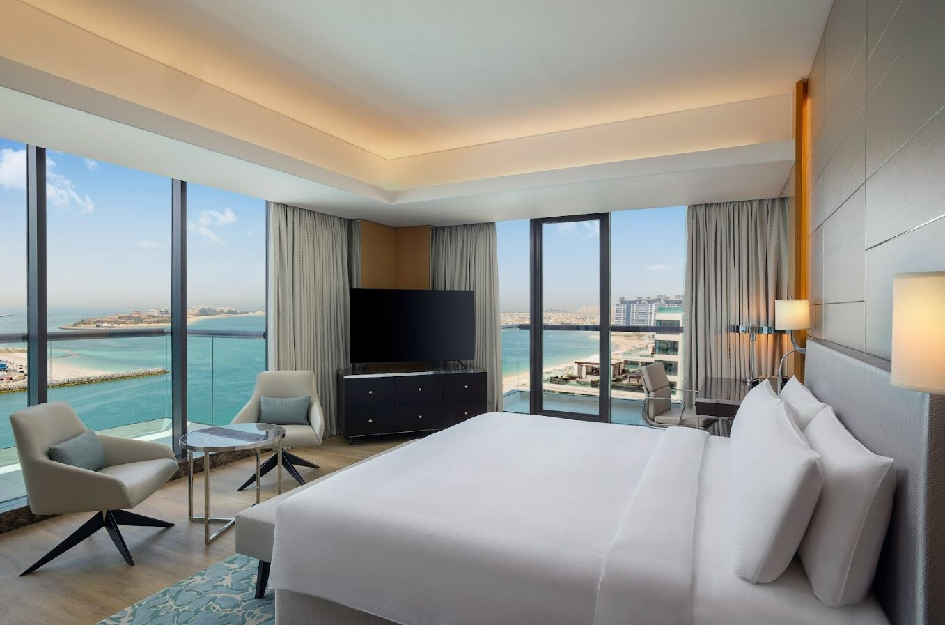 rooms-king-executive-suite-sea-view