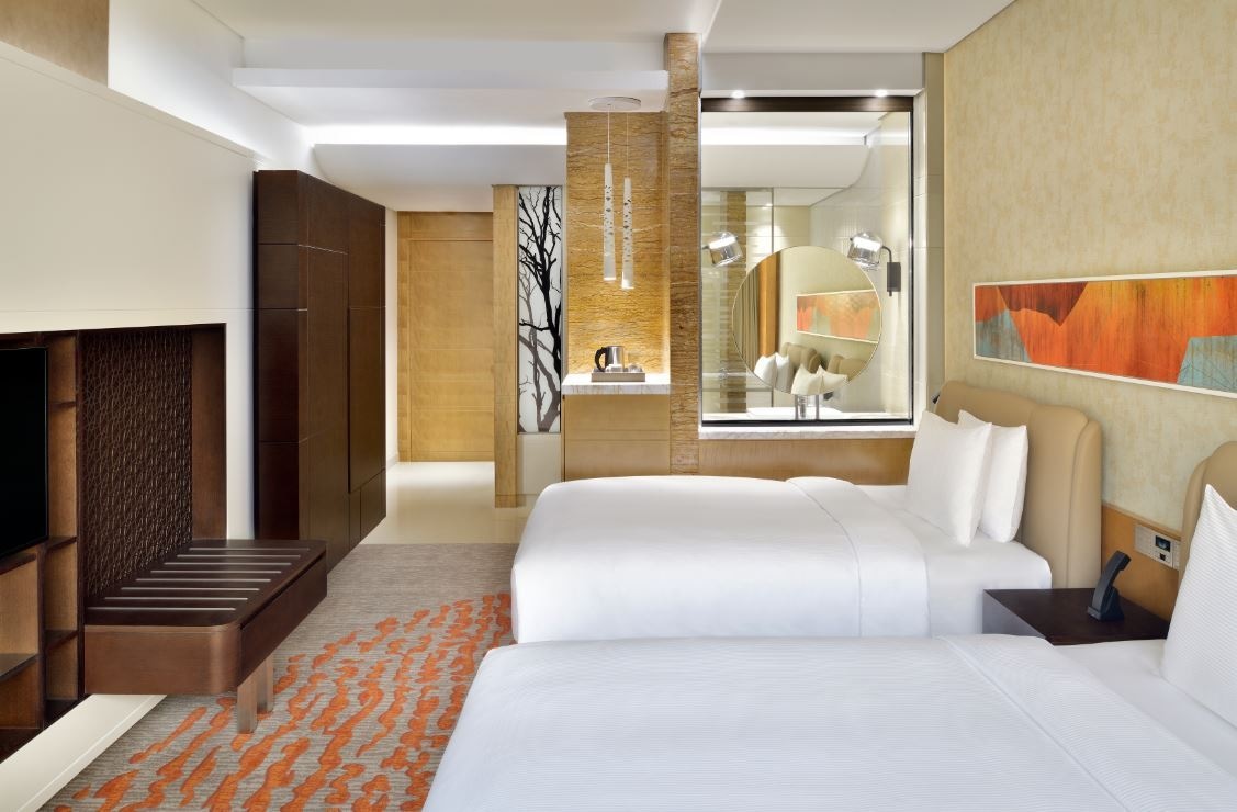 rooms-premium-room-marina-view-king--twin