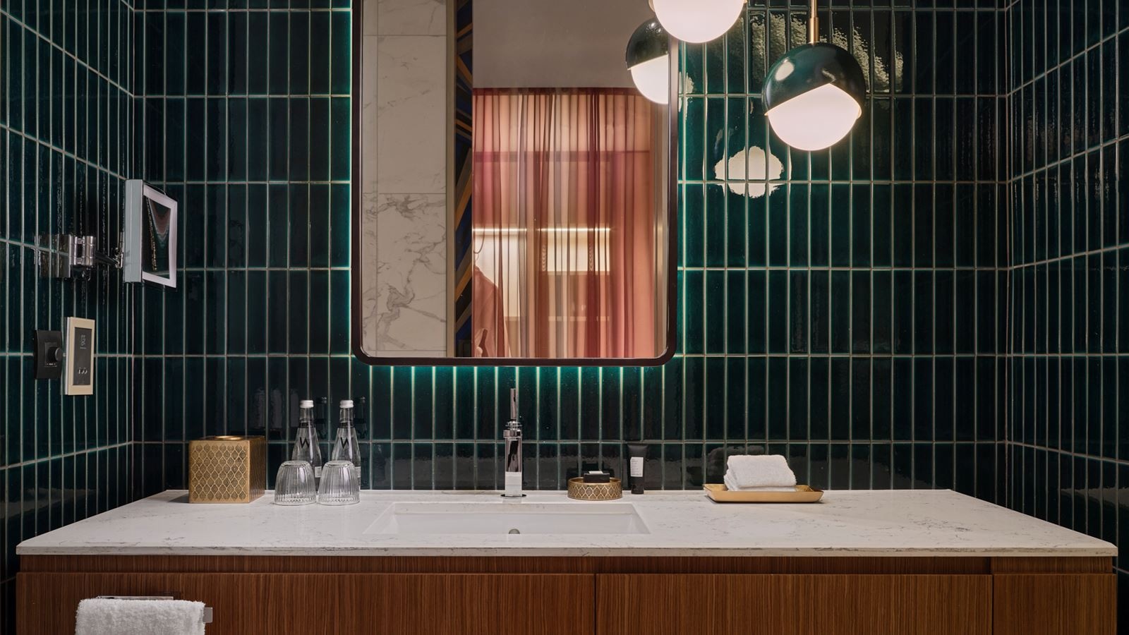 rooms-spectacular-room