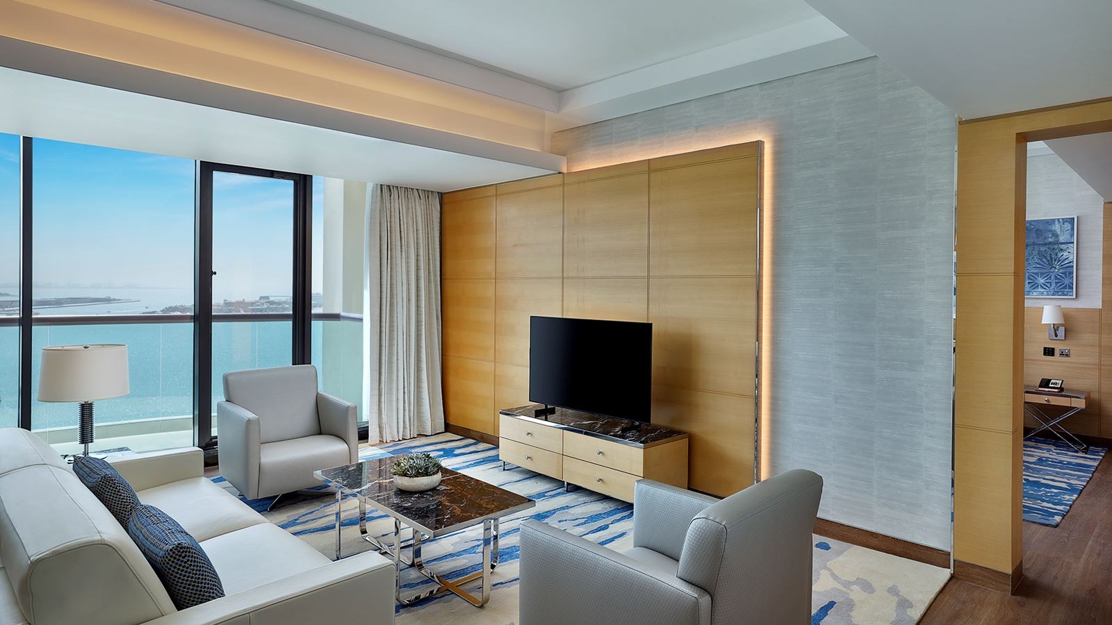 rooms-executive-suite