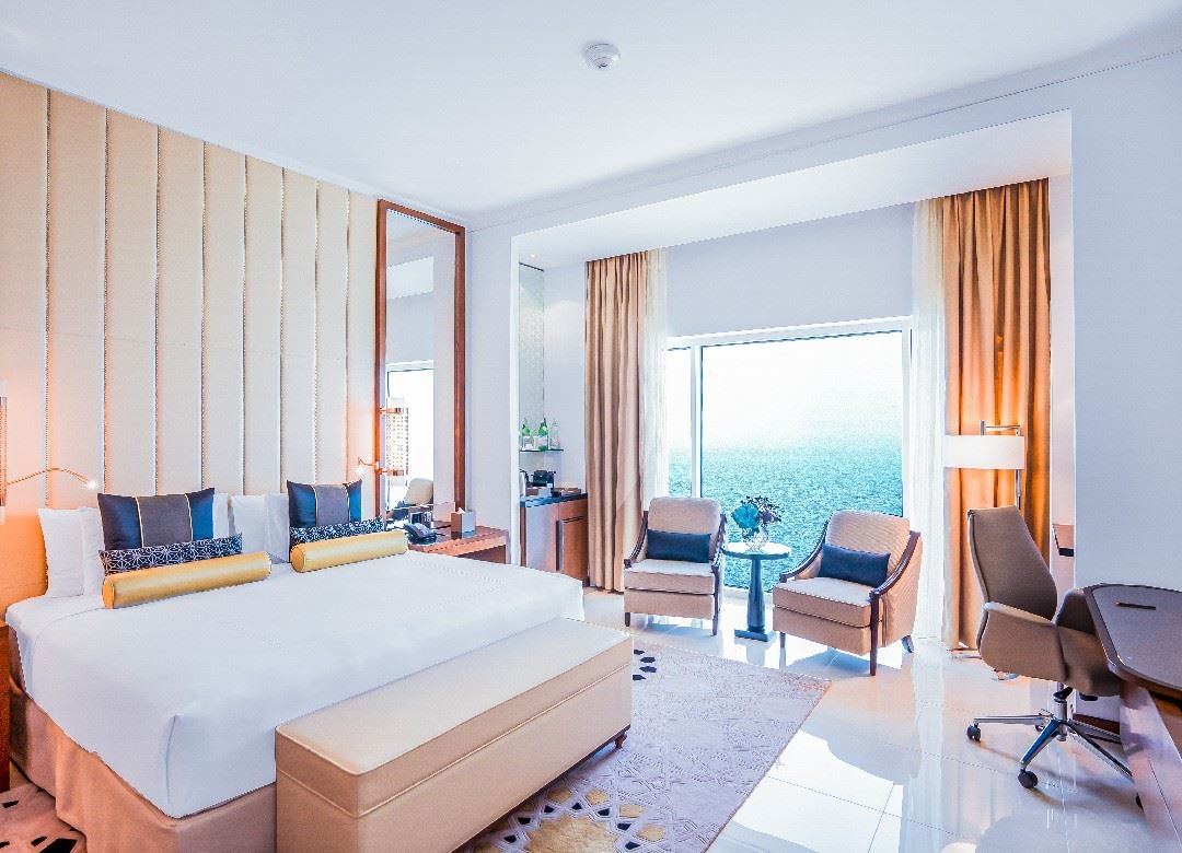 rooms-superior-room-sea-view-king--twin