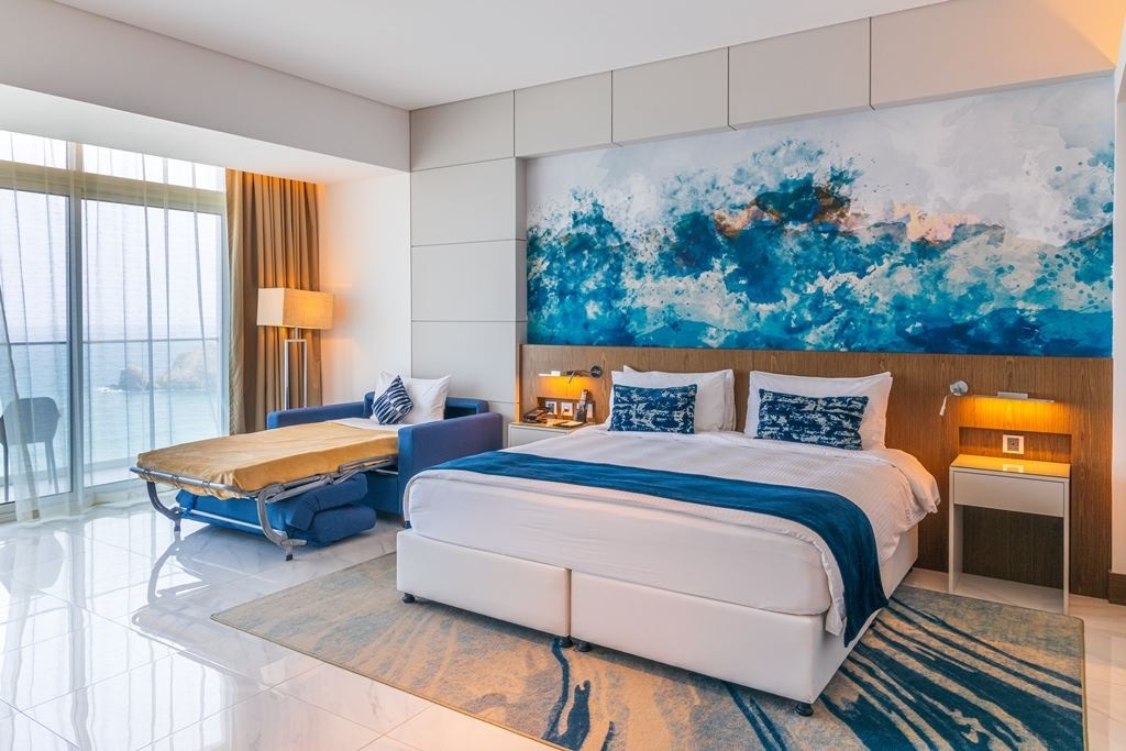 rooms-family-room-sea-view