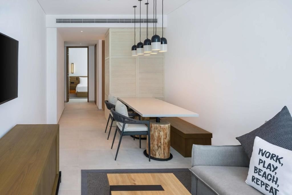 rooms-one-bedroom-suite