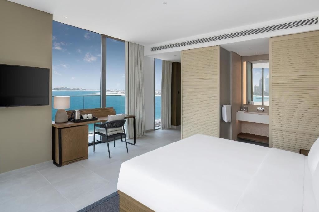 rooms-premium-room-corner-sea-view
