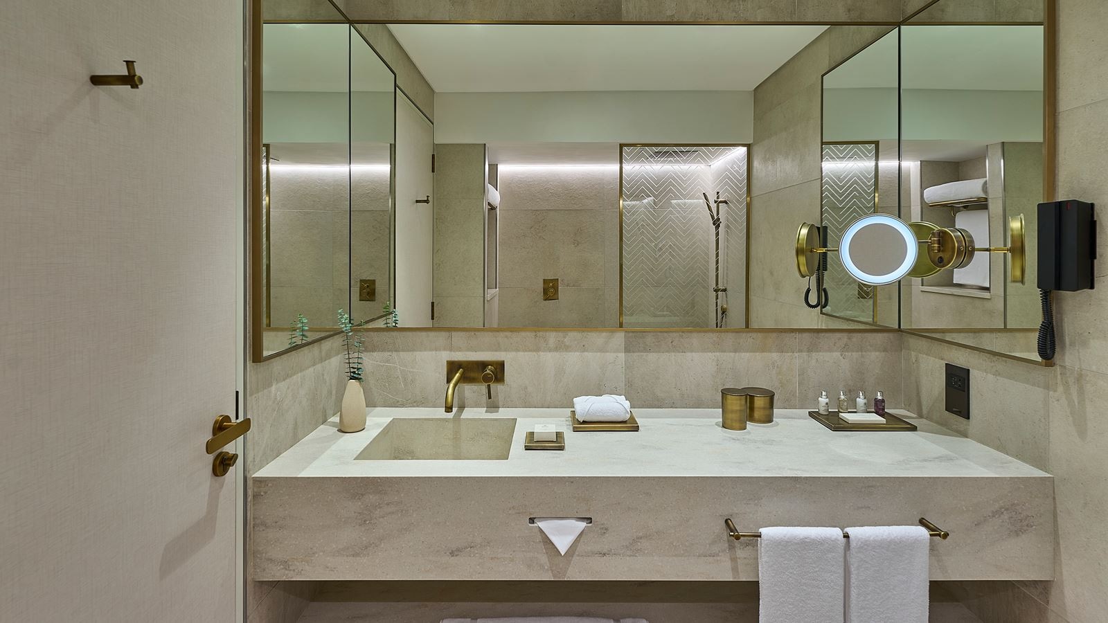 rooms-guest-room-garden-view-al-hadiqa--room