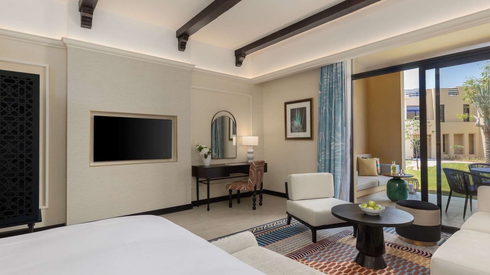 rooms-luxury-room-king---garden-view