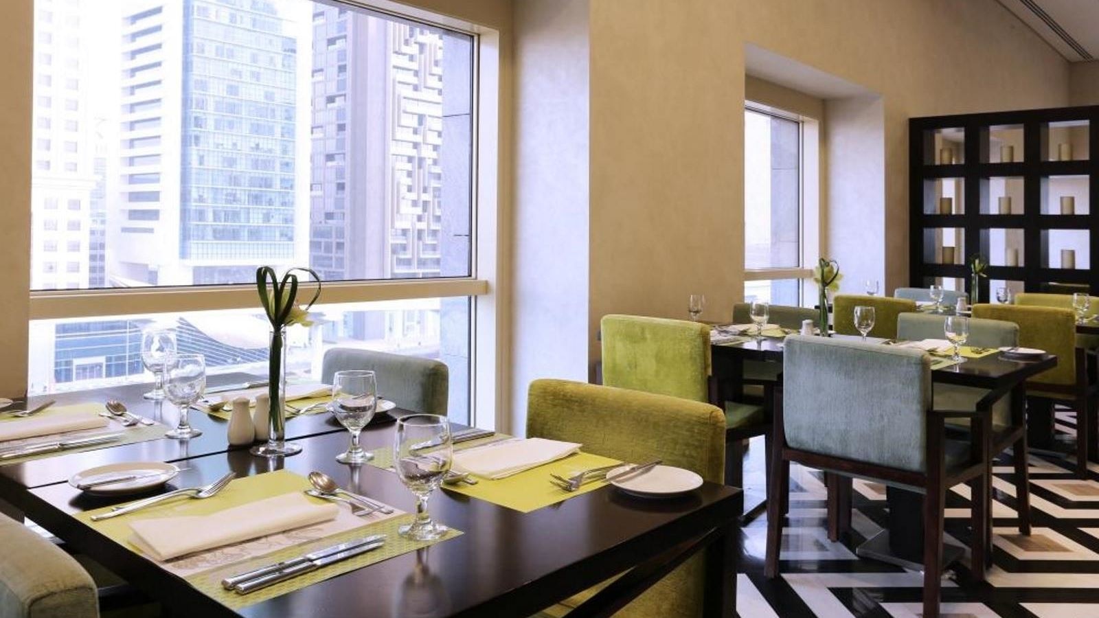 restaurants-breakfast-buffet