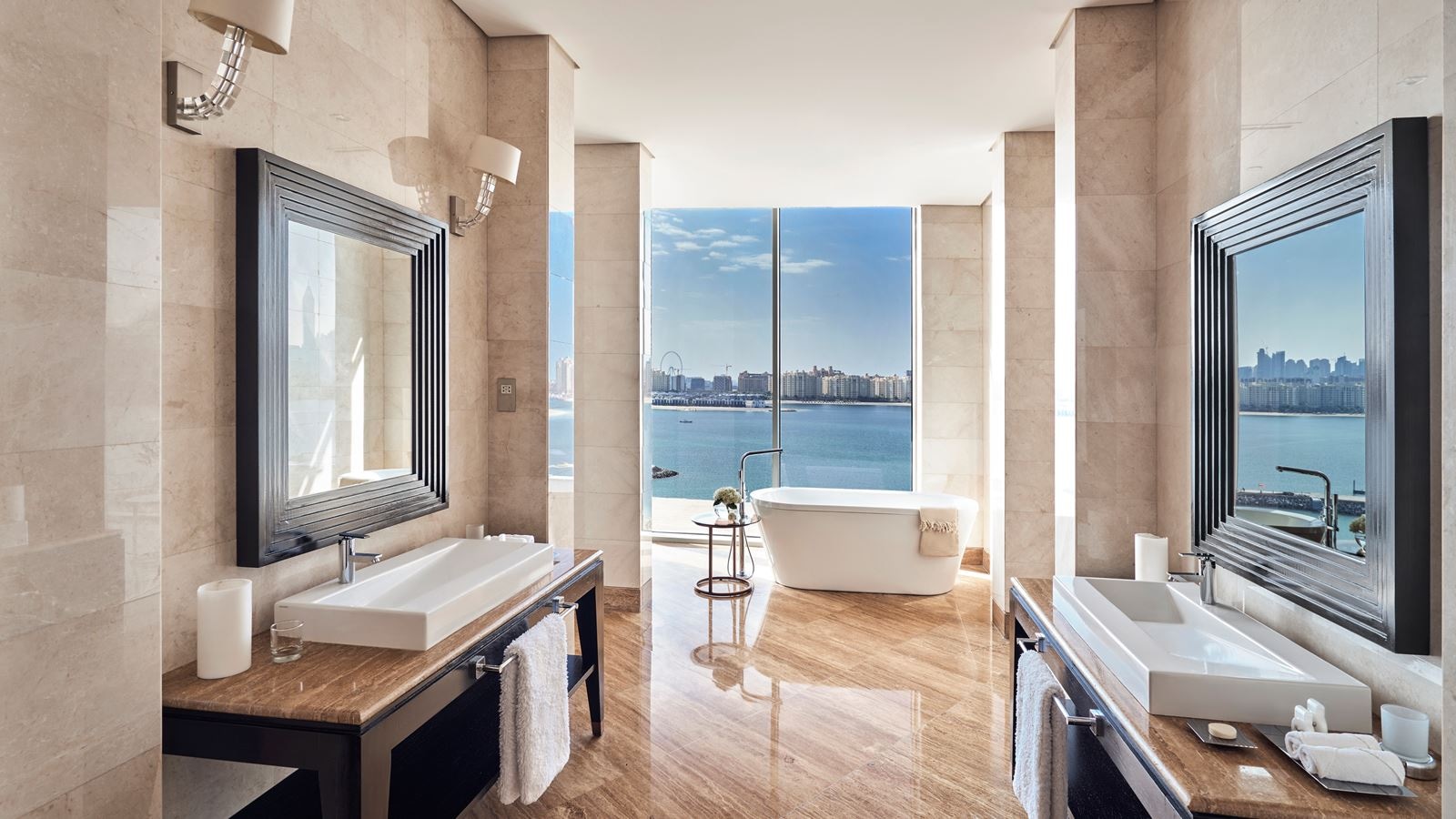 rooms-grand-king-suite