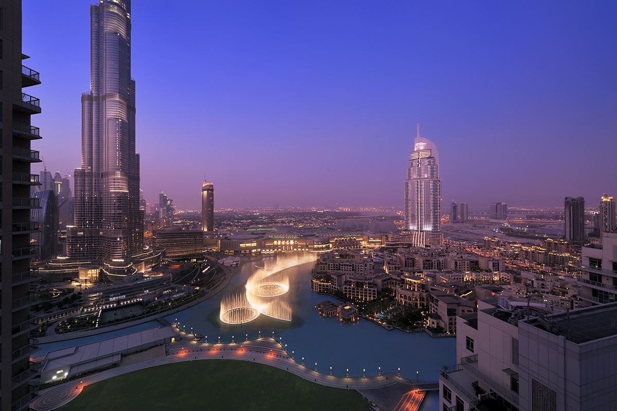 rooms-two-bedroom-suite-burj-khalifa-and--fountain-view