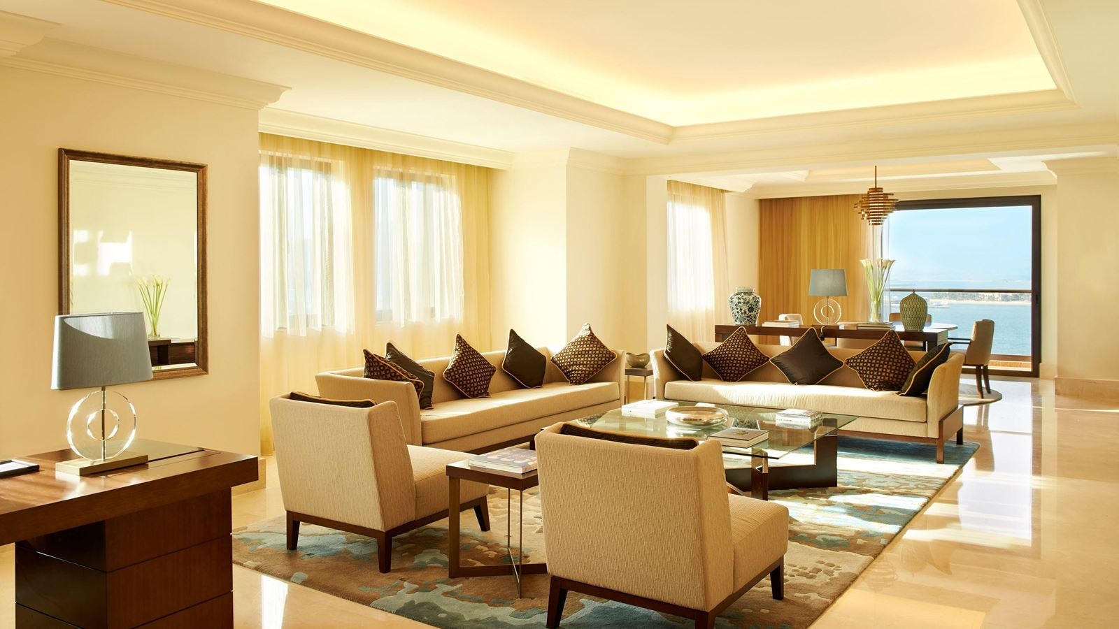 rooms-one-bedroom-palm-sea-view-suite