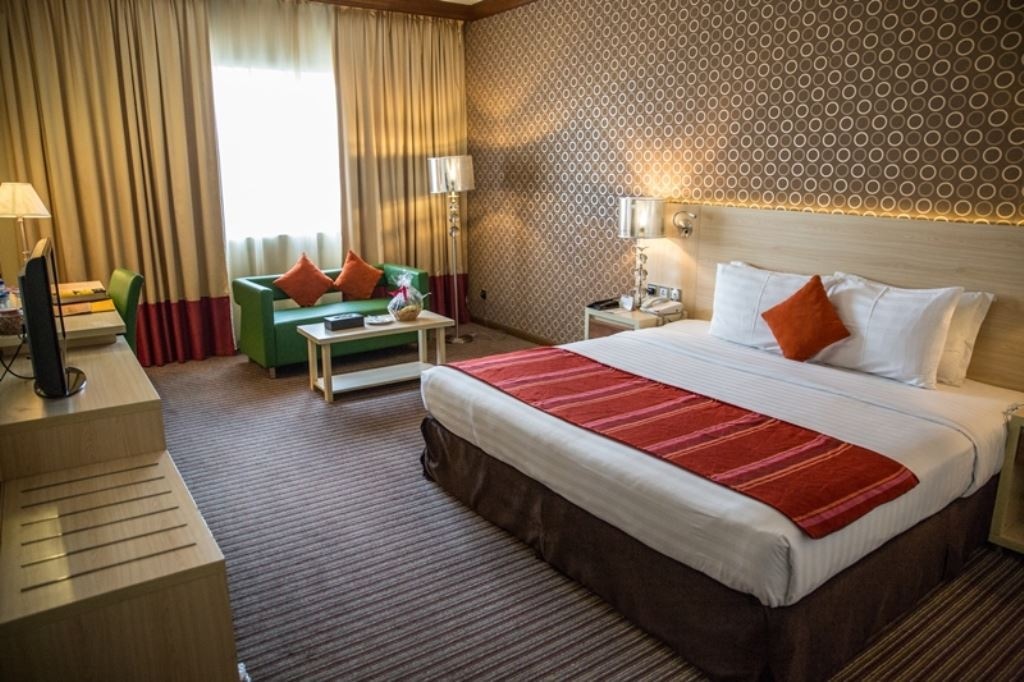 rooms-deluxe-room