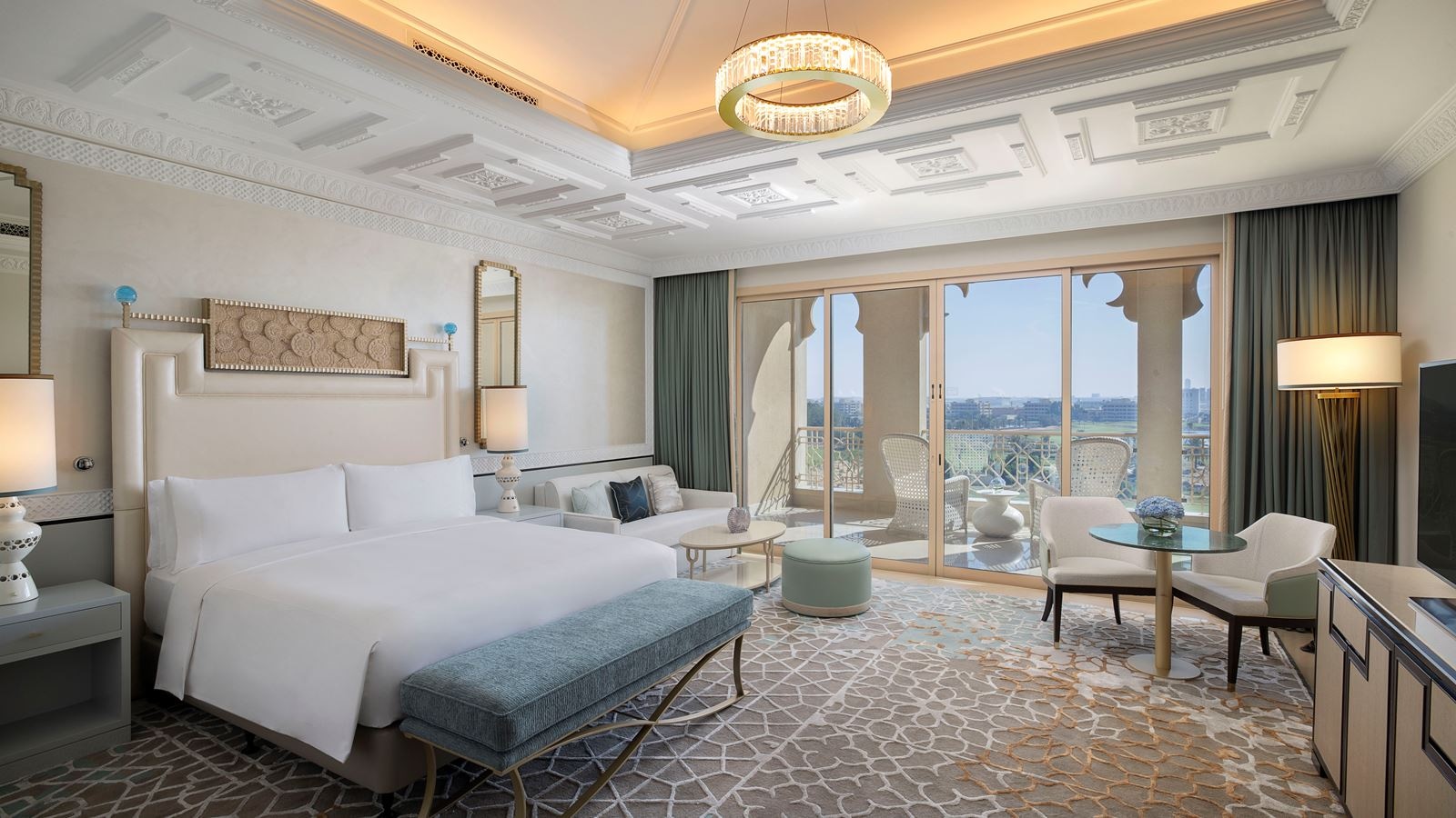 rooms-king-premier-golf-course-view-room