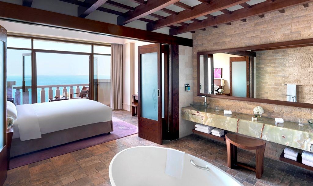 rooms-opera-suite