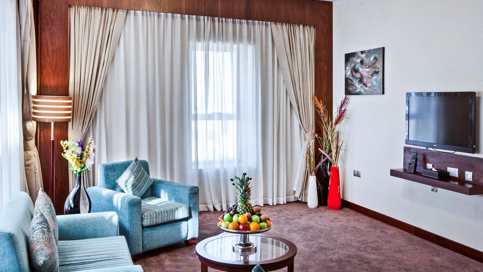 rooms-king-bedroom-suite