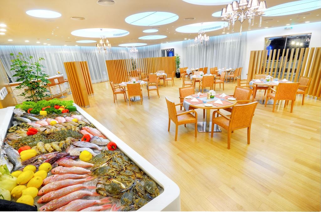 restaurants-bab-al-bahr