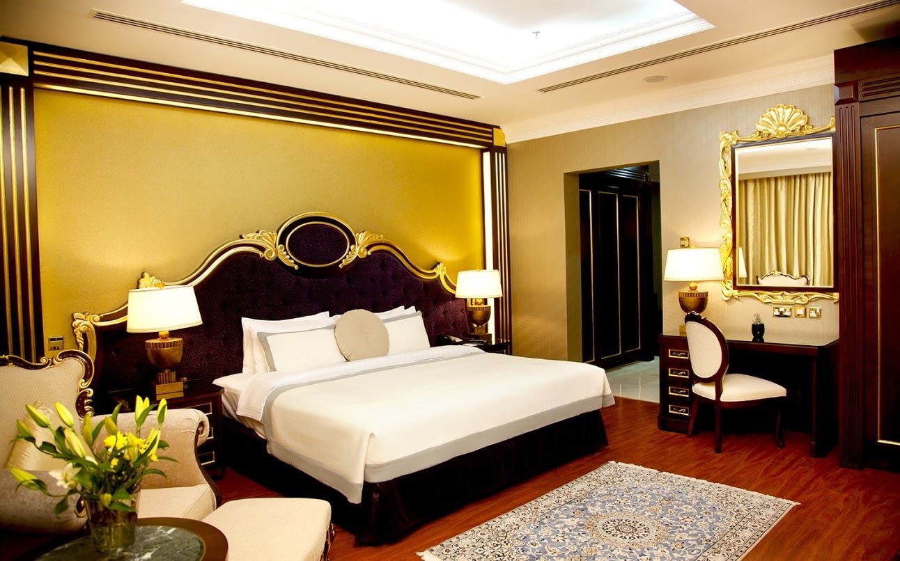 rooms-ambassador-room