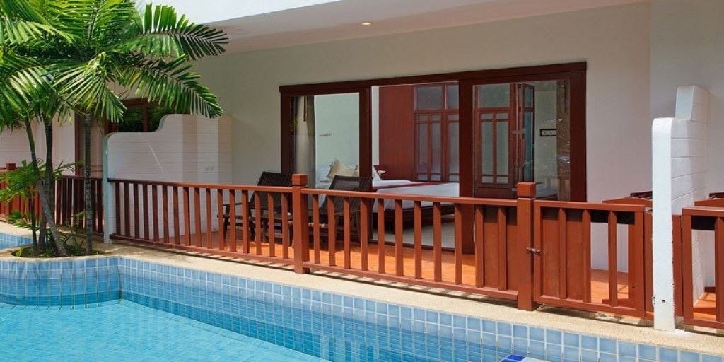 rooms-pool-access-garden-view