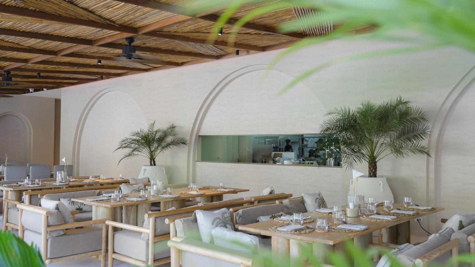 restaurants-the-beach