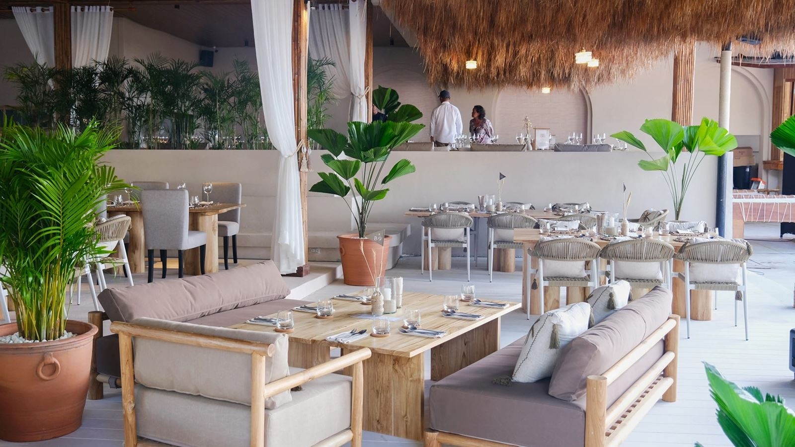 restaurants-the-beach