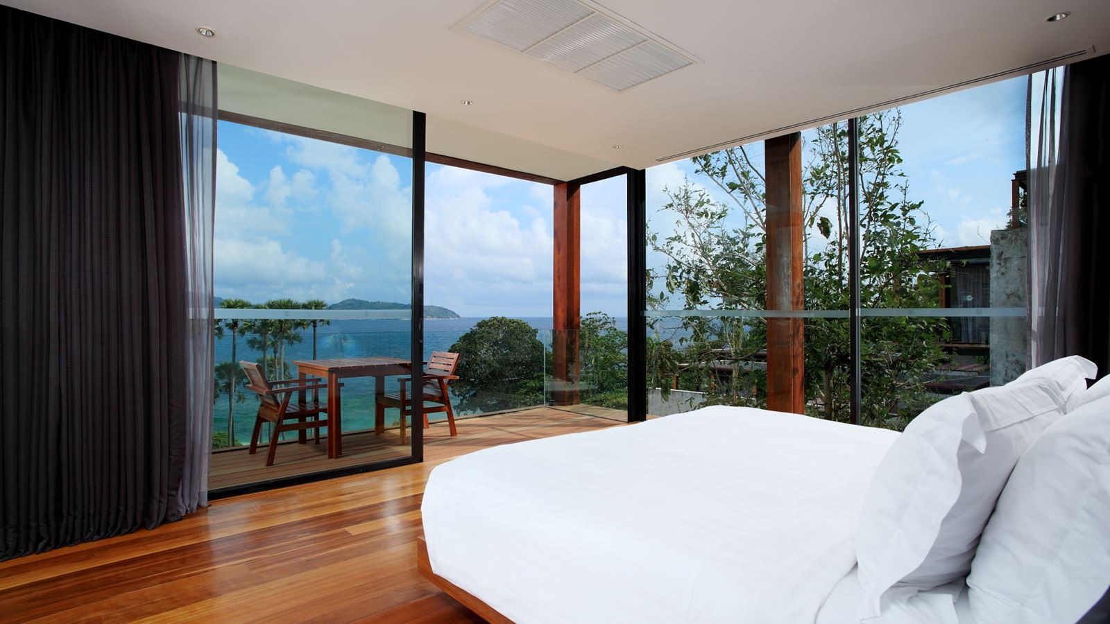 rooms-one-bedroom-pool-villa-deluxe-ocean-view