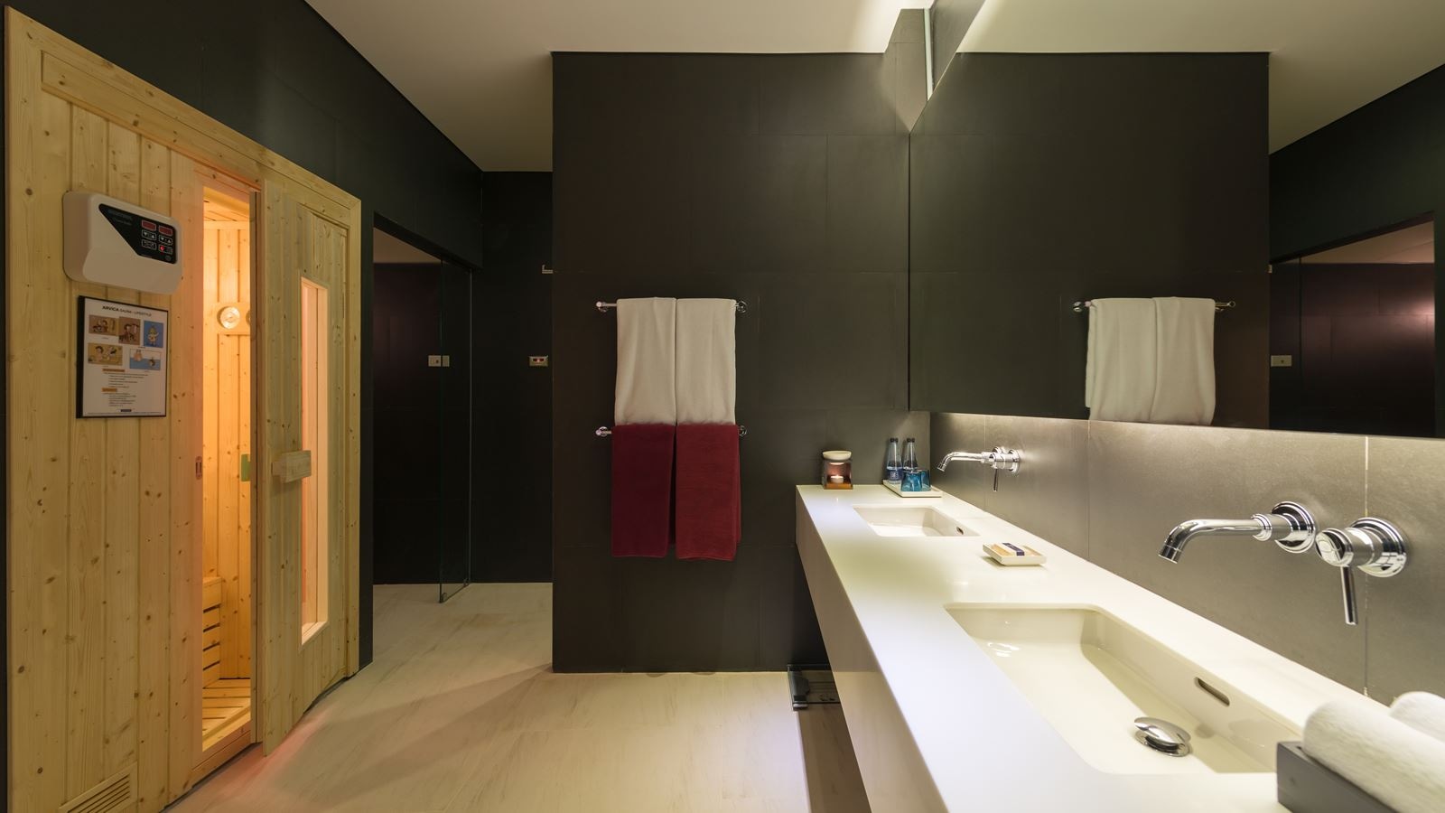 rooms-napa-suite