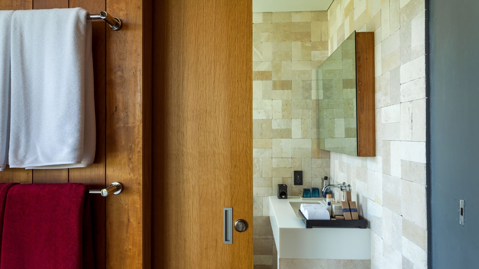 rooms-two-bedroom-pool-volla