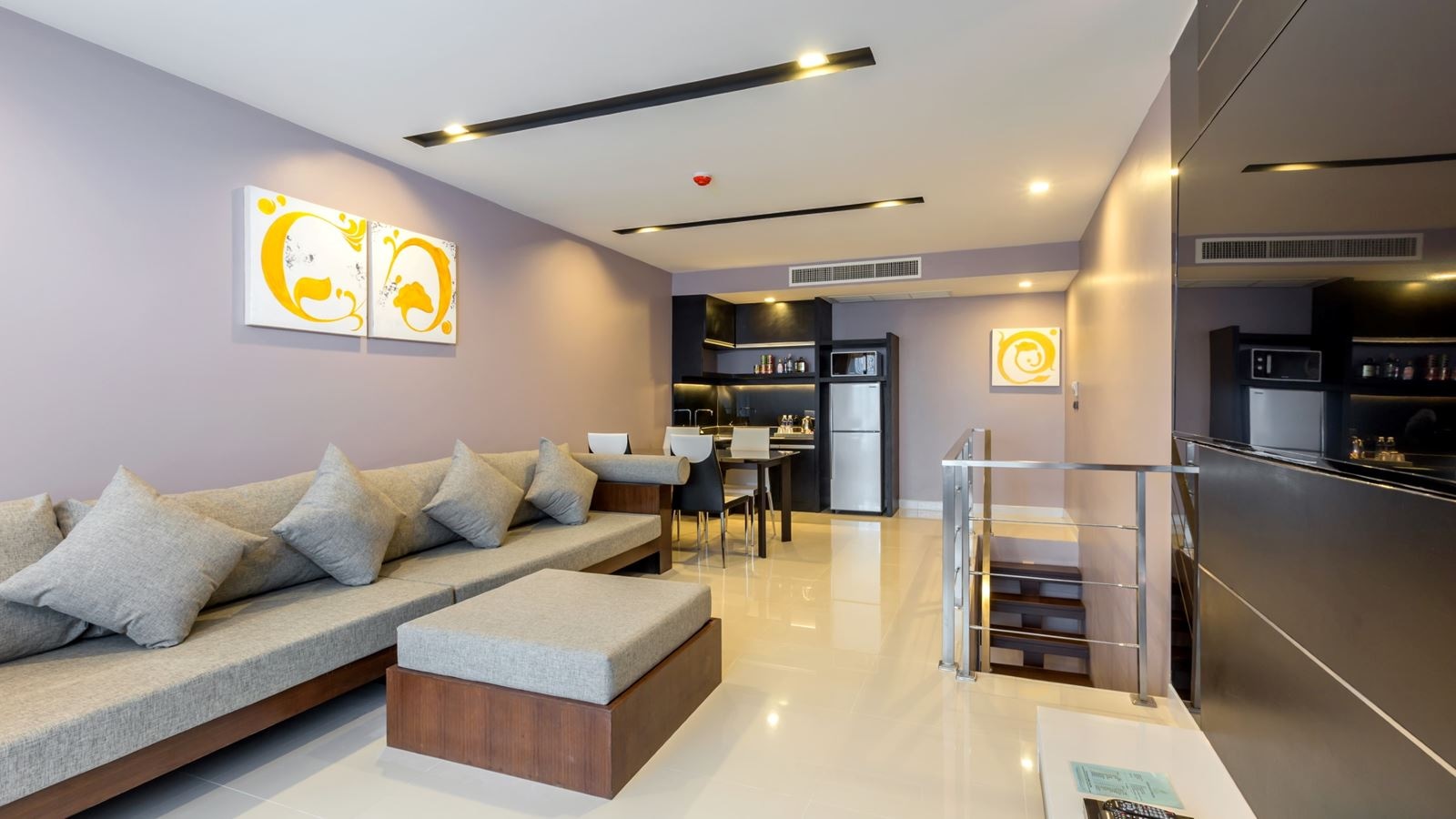 rooms-executive-suite