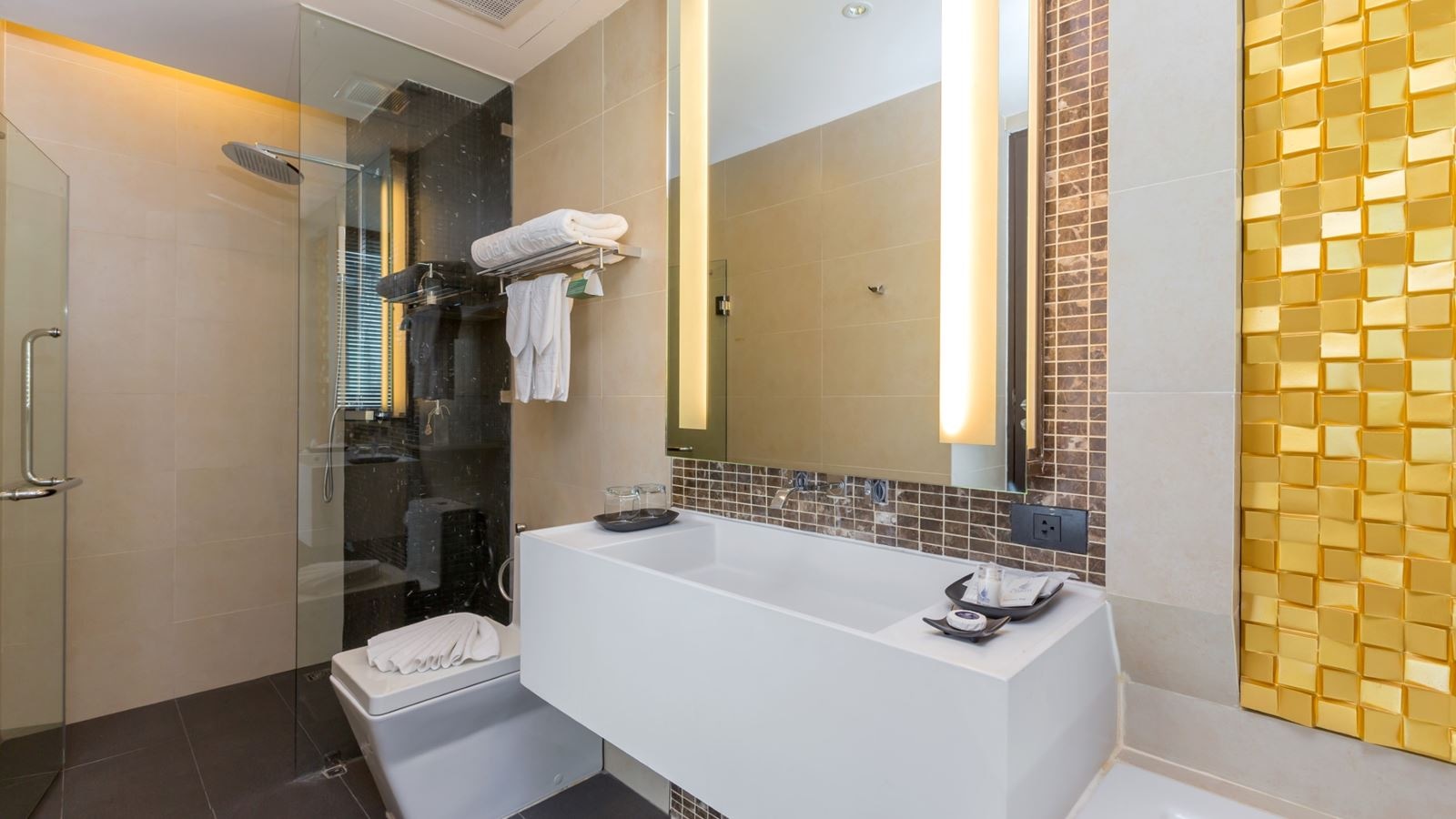 rooms-executive-suite