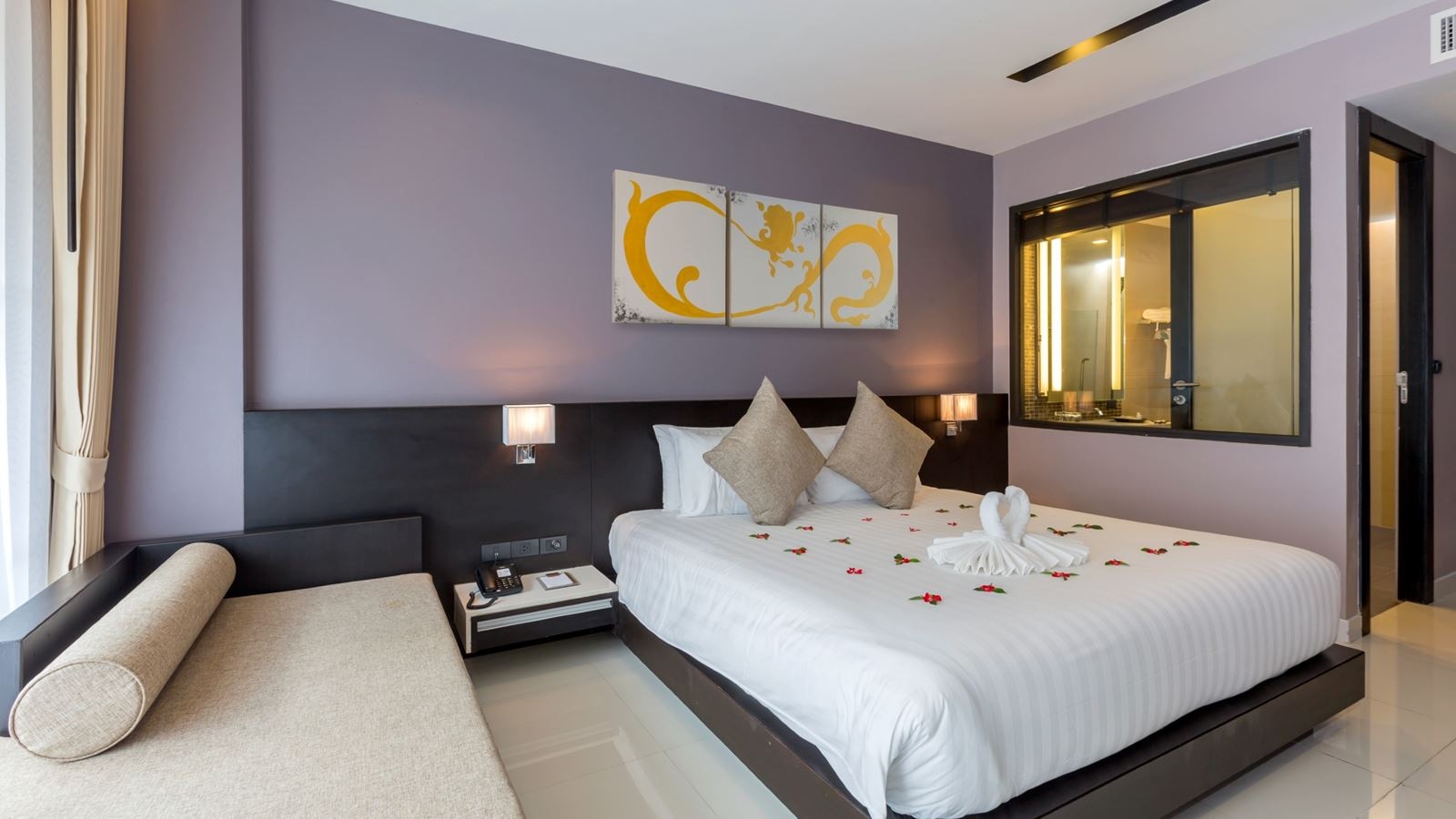 rooms-deluxe-pool-access