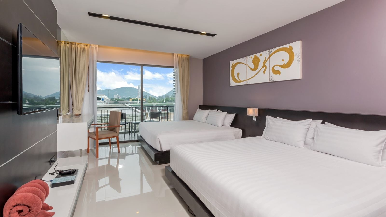 rooms-1-broom-family-suite