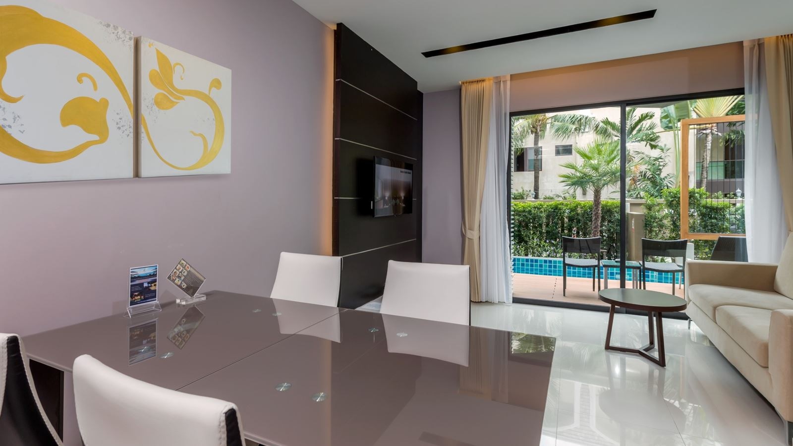 rooms-junior-suite-pool-access