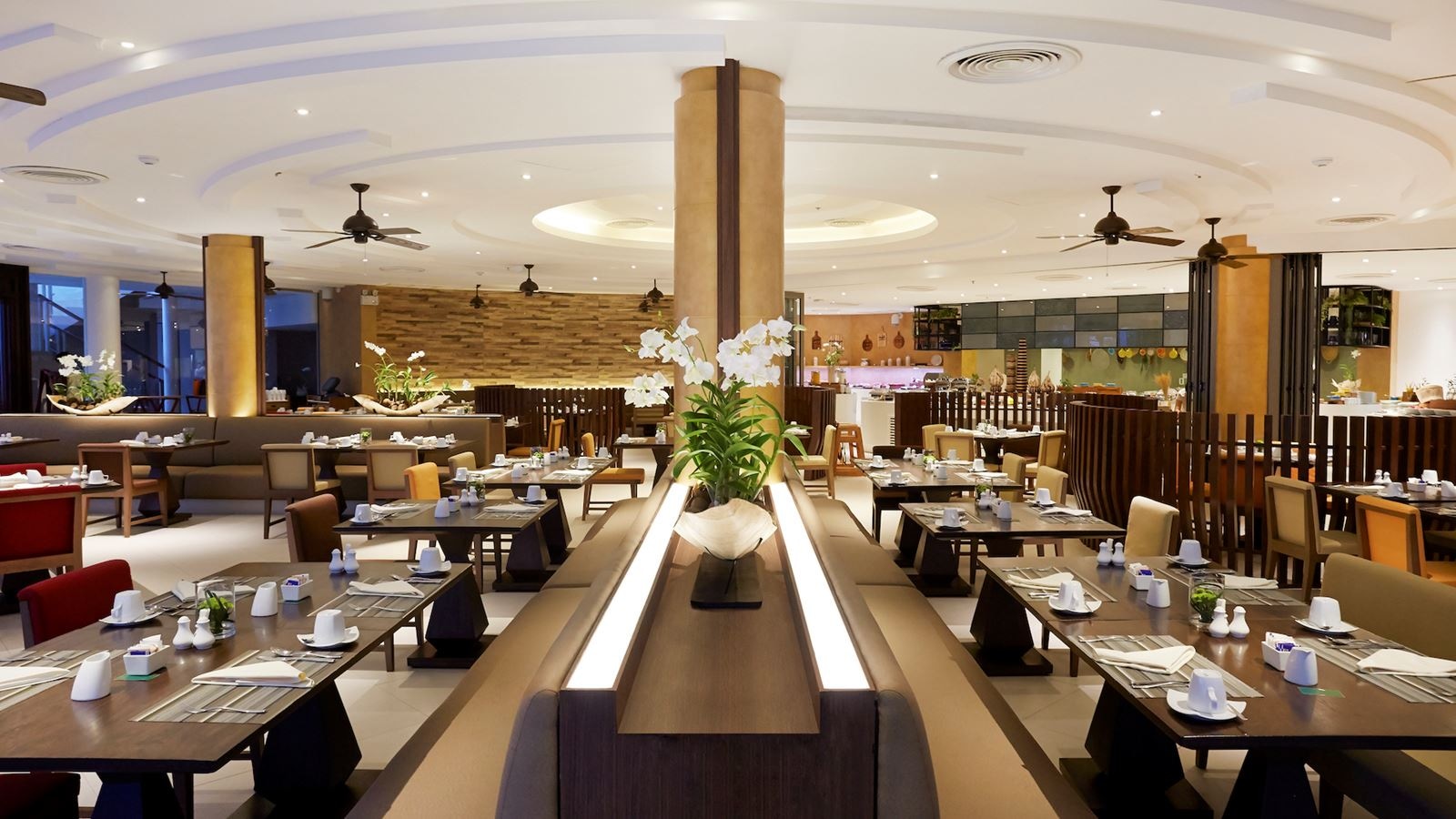 restaurants-bubbles-restaurant