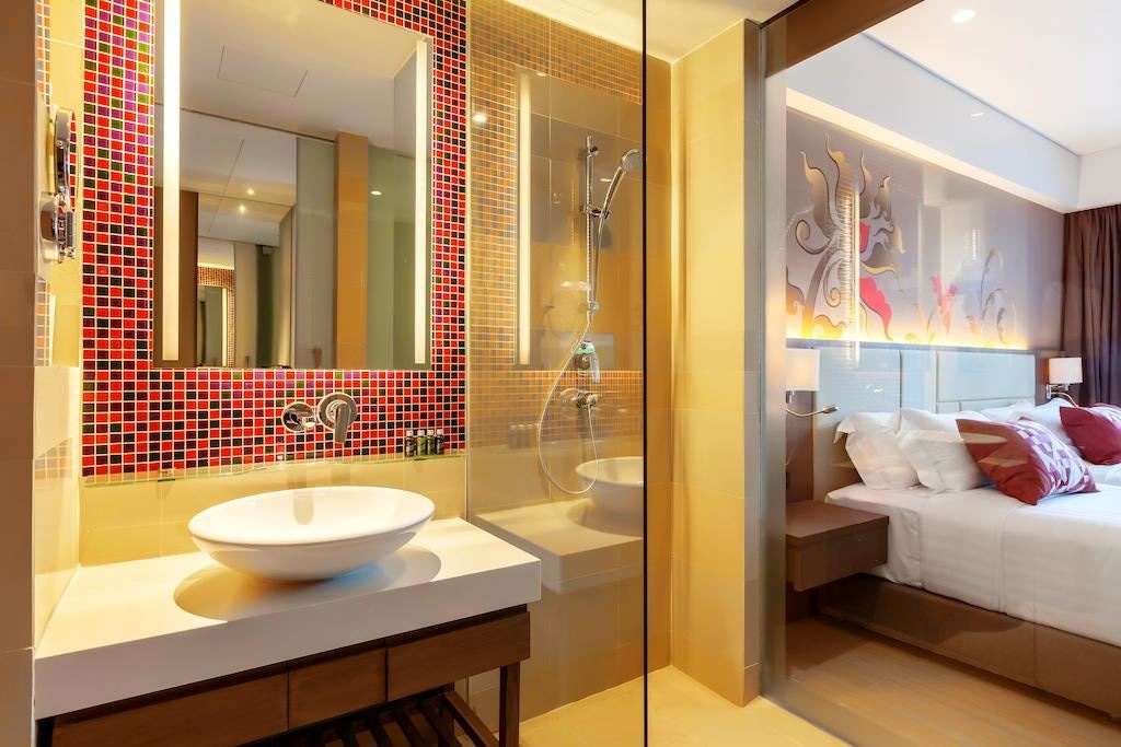 rooms-deluxe-pool-access