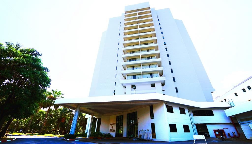 general-main-building