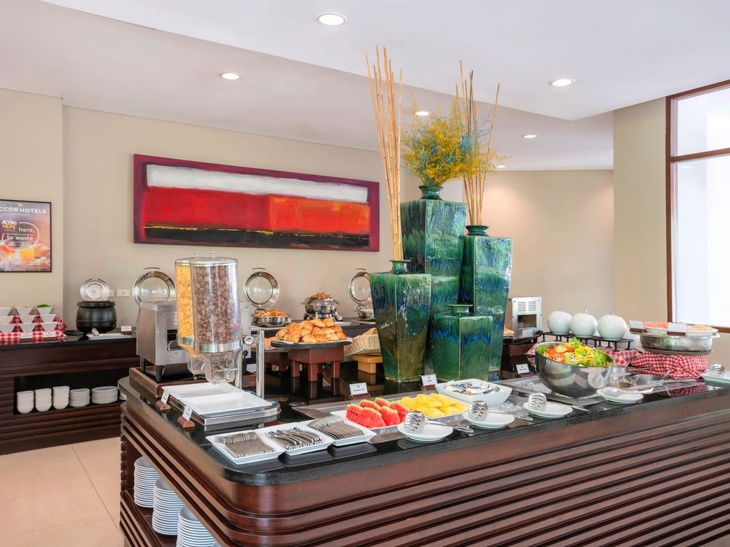 restaurants-restaurant