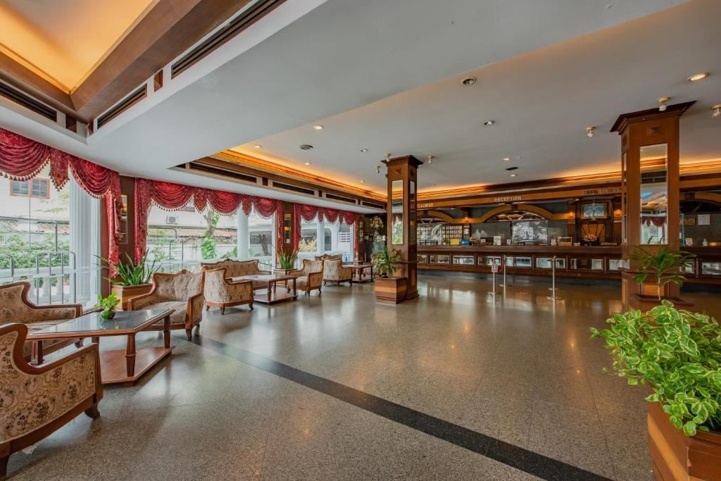 general-main-building