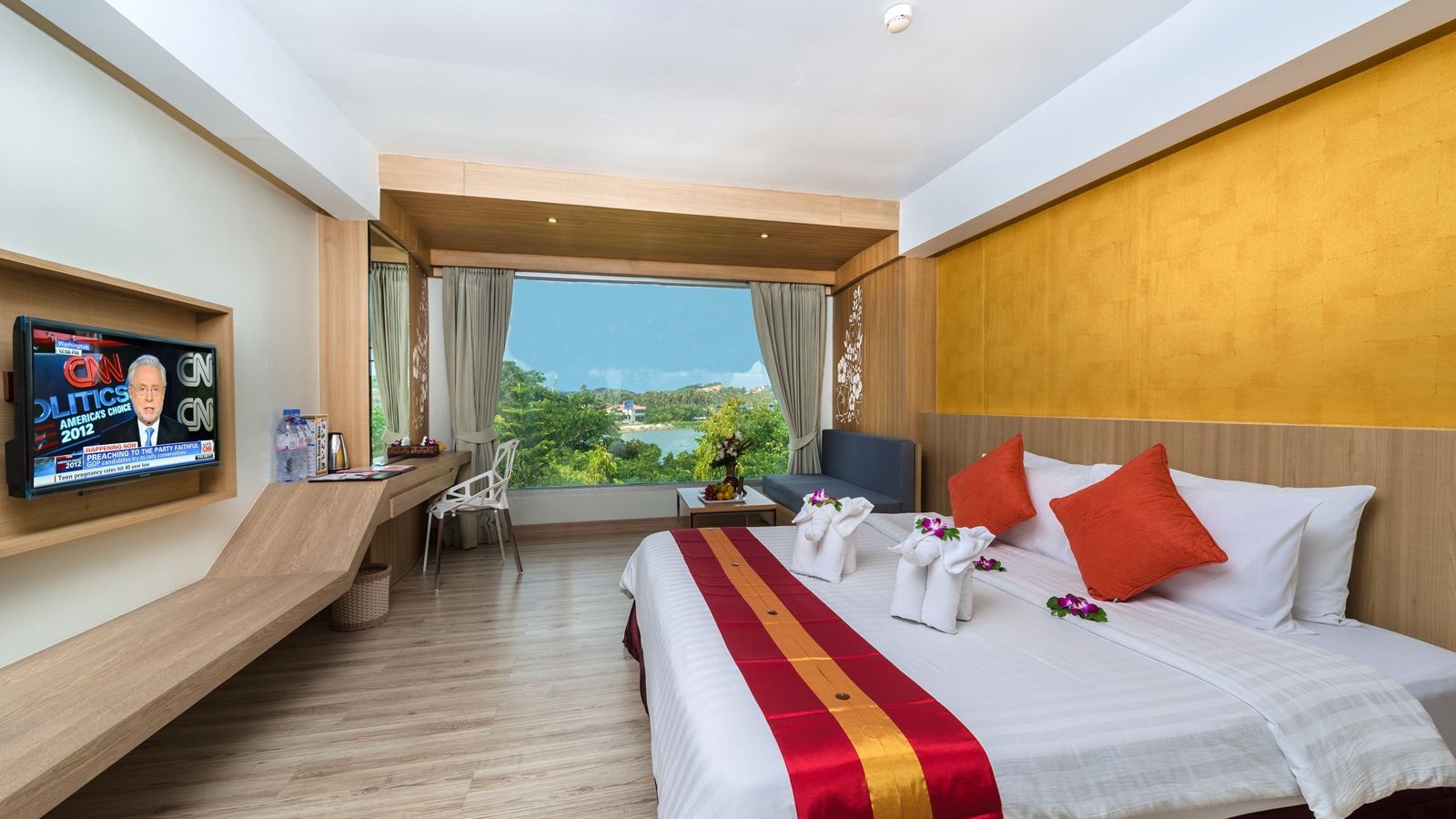 rooms-deluxe-lake-building